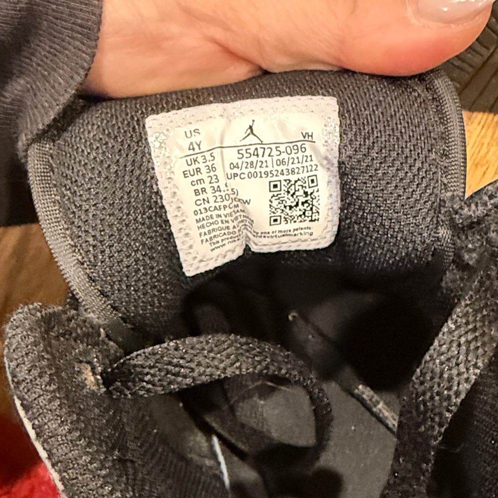Jordan 1 - Picture 3 of 5